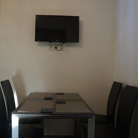 Lavender Apartment อาร์เจเลส-ซัวร์-แมร์ ภายนอก รูปภาพ